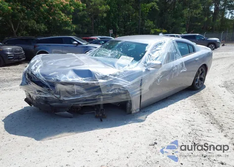 2016 Dodge Charger Sxt z USA, uszkodzony, nr VIN 2C3CDXHG0GH292626